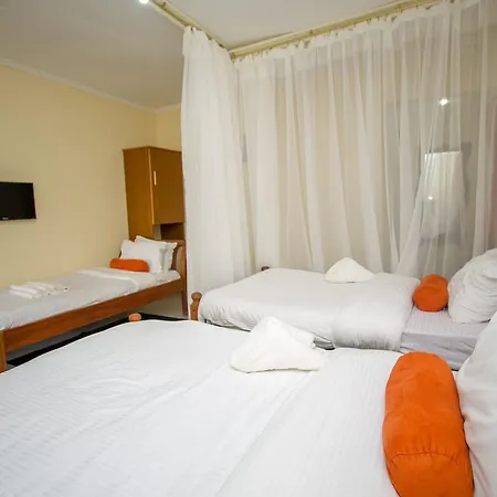 Dovenest Lodge Naivasha Exterior photo